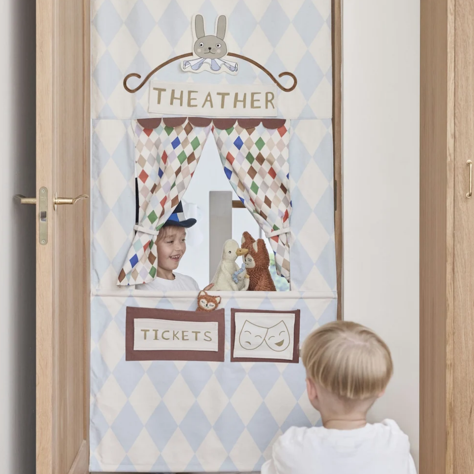 OYOY Theater & Circus Play Door
