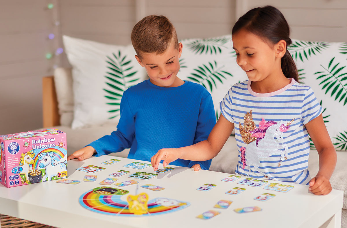 Orchard Games Rainbow Unicorns